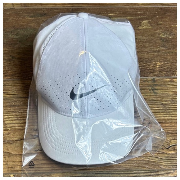 Nike Legacy 91 Dri-Fit SnapBack - Picture 13 of 13
